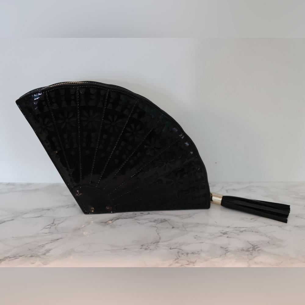 Kate Spade ♠️ Black FAN Clutch Bag Purse